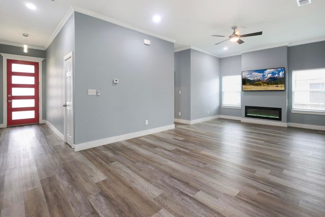 1519 Stonewall Street, Greenville, TX 75401