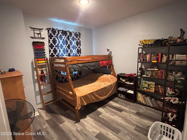 814 Nightengale Street SW, Palm Bay, FL 32908