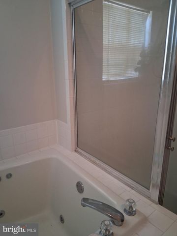 10709 HEATHERLEIGH DR, Cheltenham, MD 20623