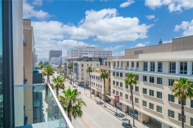 39 S Los Robles Avenue 6010, Pasadena, CA 91101