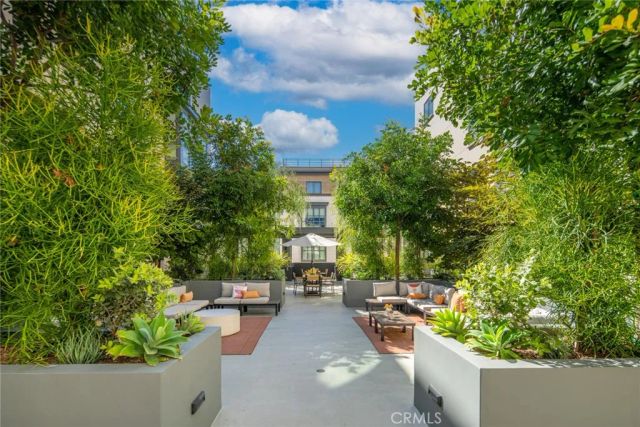 39 S Los Robles Avenue 6010, Pasadena, CA 91101