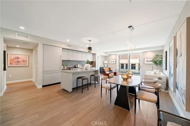 39 S Los Robles Avenue 6010, Pasadena, CA 91101