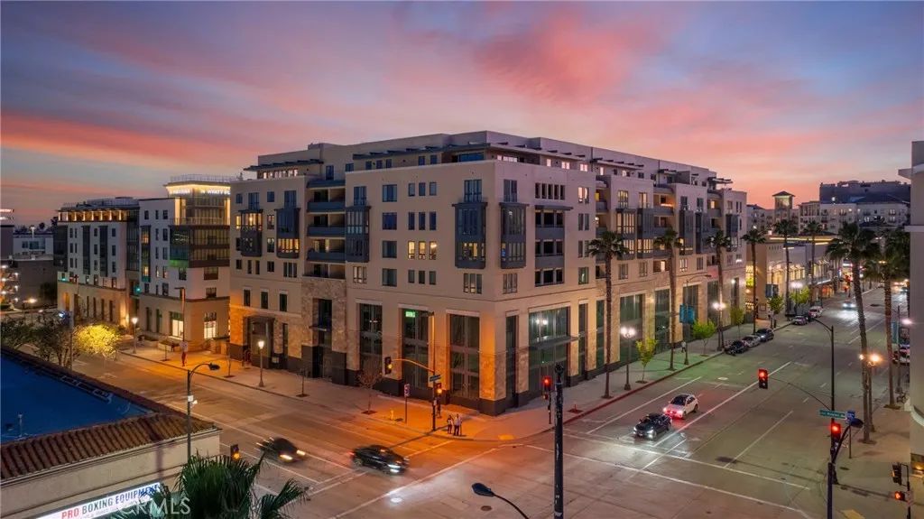 39 S Los Robles Avenue 6010, Pasadena, CA 91101