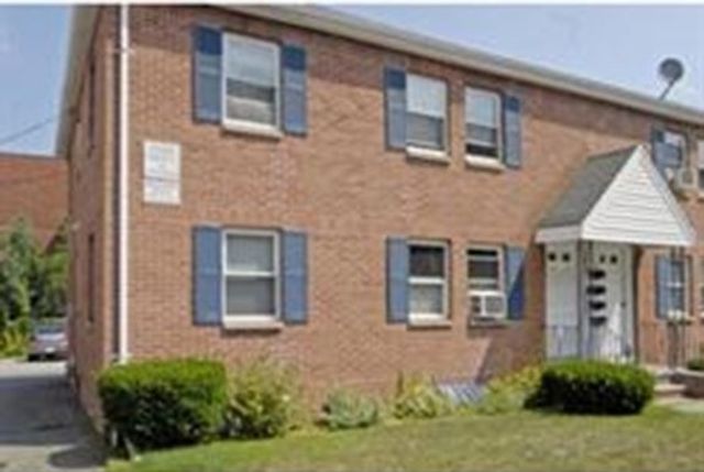 31 Aldrich Rd 1, Watertown, MA 02472