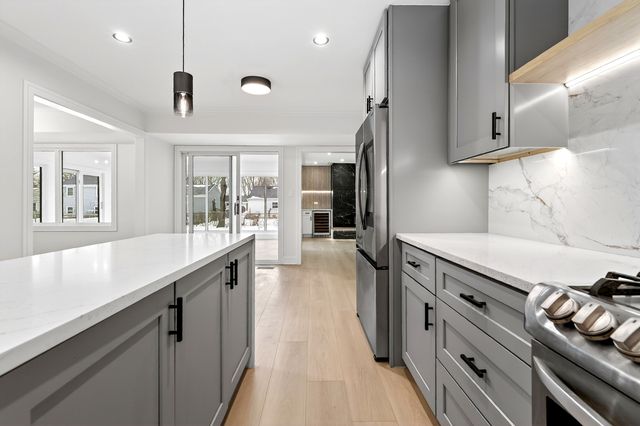 426 Argyll Lane, Schaumburg, IL 60194