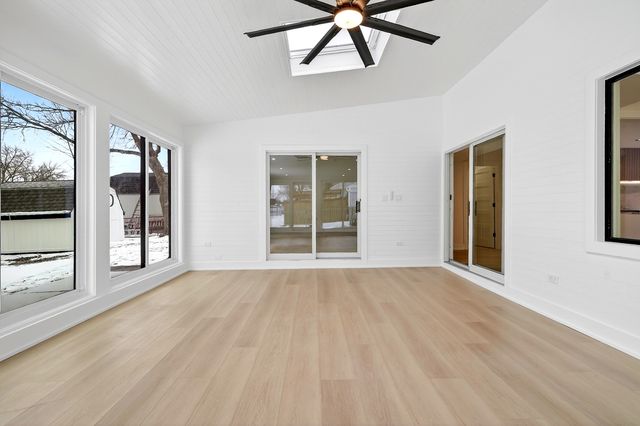 426 Argyll Lane, Schaumburg, IL 60194