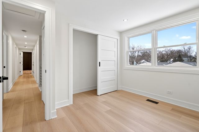 426 Argyll Lane, Schaumburg, IL 60194