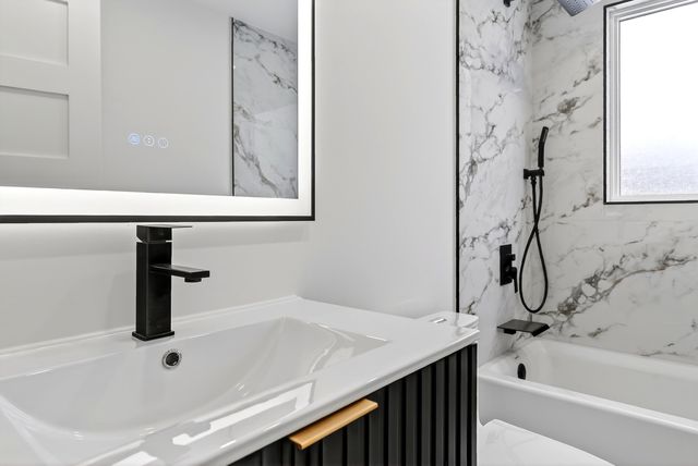 426 Argyll Lane, Schaumburg, IL 60194