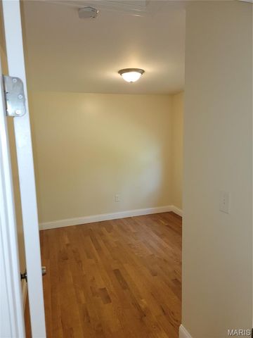 203 Saint Louis Avenue, St Louis, MO 63135