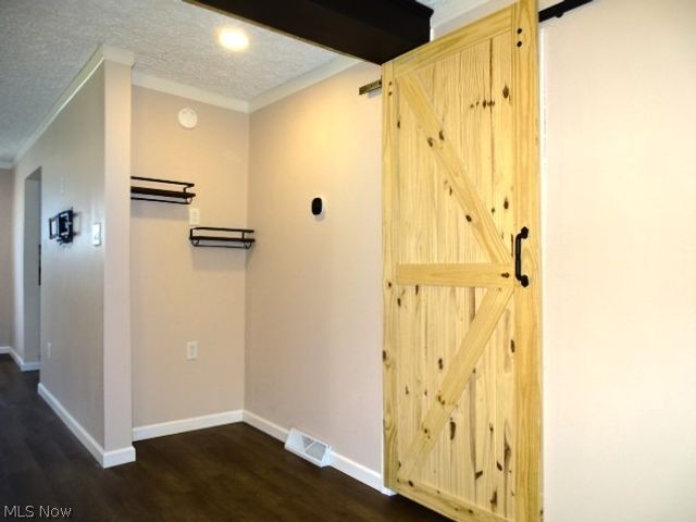 1010 Crestline Drive, Akron, OH 44312