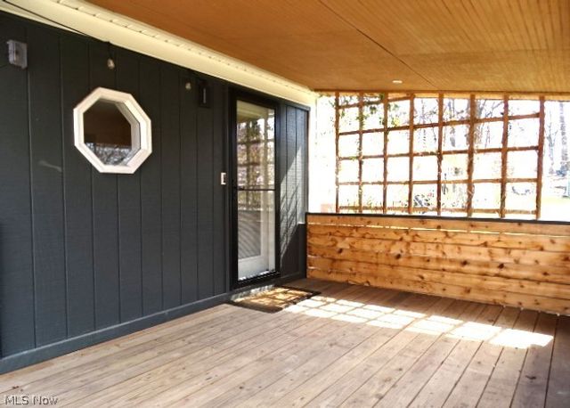 1010 Crestline Drive, Akron, OH 44312