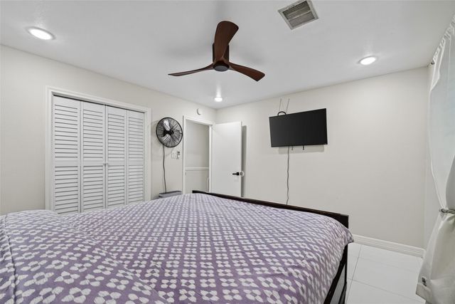 104 Burgundy Lane, League City, TX 77573