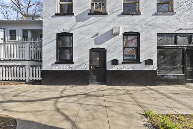 1913-1915 6th St, Sacramento, CA 95811