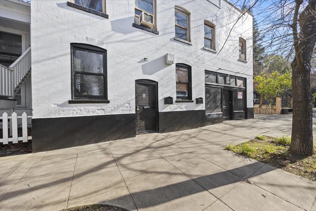 1913-1915 6th St, Sacramento, CA 95811