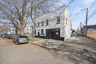 1913-1915 6th St, Sacramento, CA 95811