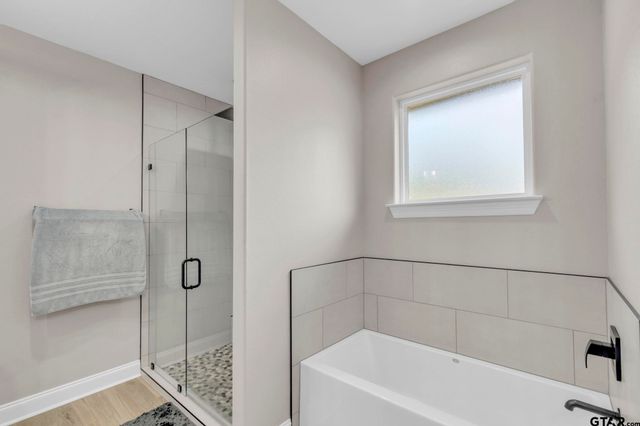 518 Johnson Rd., Winona, TX 75792