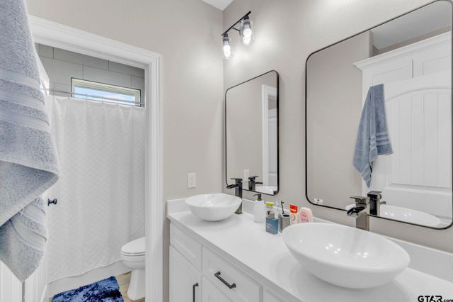 518 Johnson Rd., Winona, TX 75792