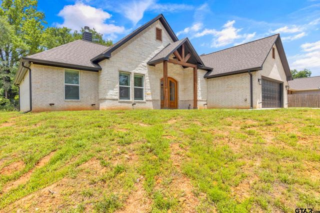 518 Johnson Rd., Winona, TX 75792