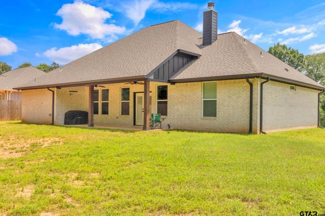 518 Johnson Rd., Winona, TX 75792