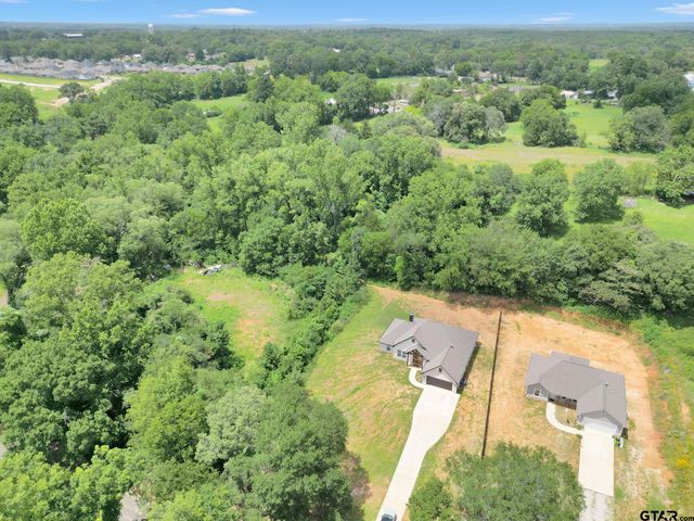 518 Johnson Rd., Winona, TX 75792