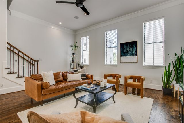 2123 Diversey Street, Dallas, TX 75201