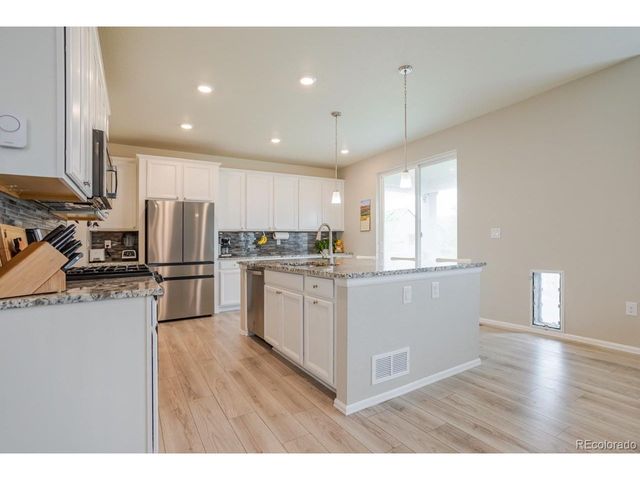 24703 E Tennessee Pl, Aurora, CO 80018