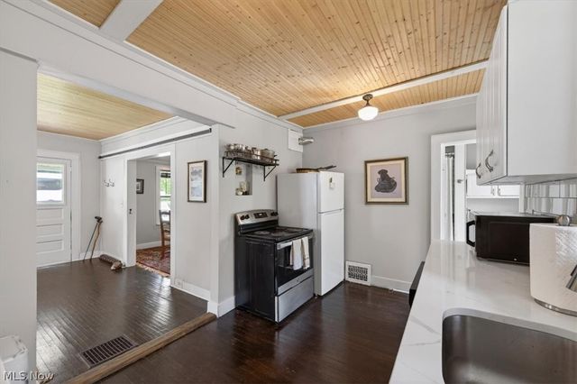 232 Chagrin Boulevard, Chagrin Falls, OH 44022