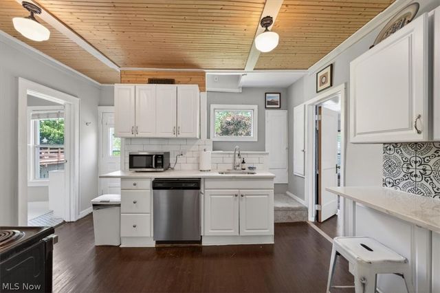 232 Chagrin Boulevard, Chagrin Falls, OH 44022
