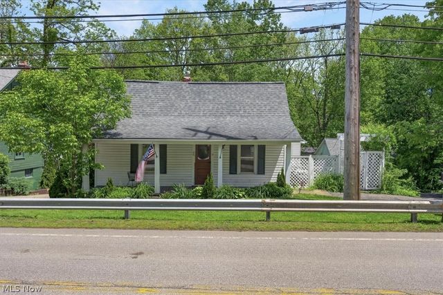 232 Chagrin Boulevard, Chagrin Falls, OH 44022