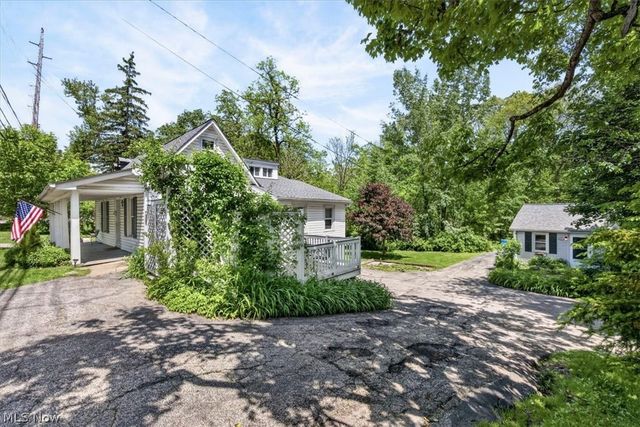 232 Chagrin Boulevard, Chagrin Falls, OH 44022