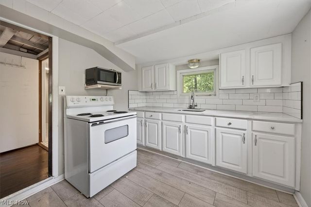 232 Chagrin Boulevard, Chagrin Falls, OH 44022