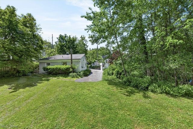 232 Chagrin Boulevard, Chagrin Falls, OH 44022