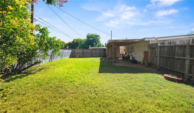 3702 Lincoln St, Corpus Christi, TX 78415