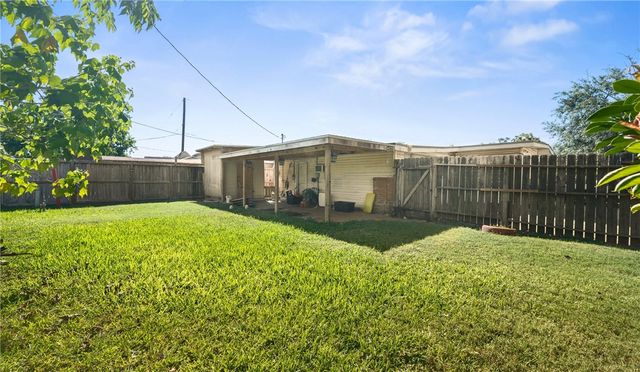 3702 Lincoln St, Corpus Christi, TX 78415