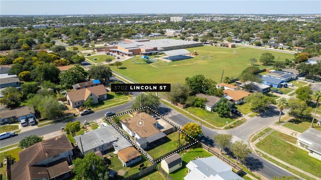 3702 Lincoln St, Corpus Christi, TX 78415