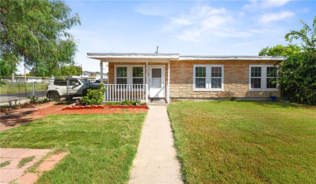 3702 Lincoln St, Corpus Christi, TX 78415