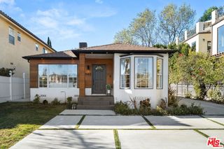5143 Newcastle Avenue, Encino, CA 91316