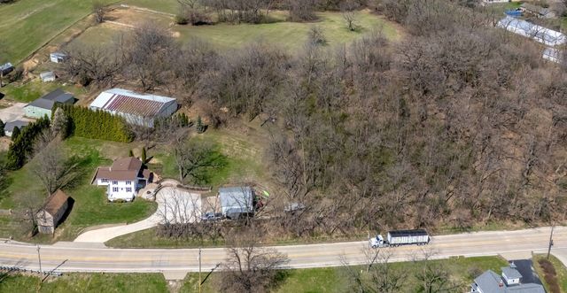 6400 Valley Drive, Bettendorf, IA 52722