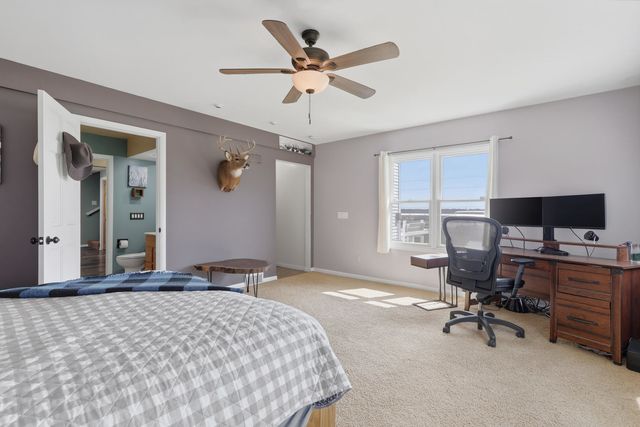 6400 Valley Drive, Bettendorf, IA 52722