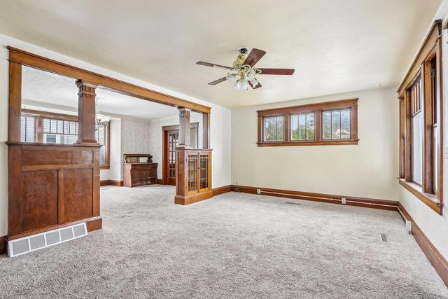 612 Western Avenue, Watertown, WI 53094