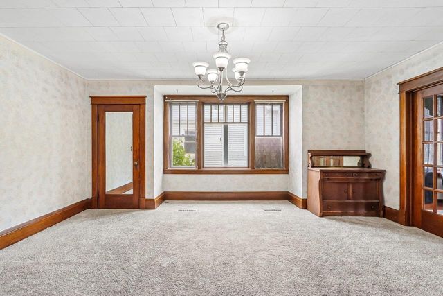 612 Western Avenue, Watertown, WI 53094