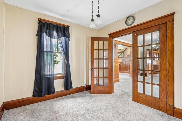 612 Western Avenue, Watertown, WI 53094