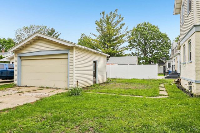 612 Western Avenue, Watertown, WI 53094