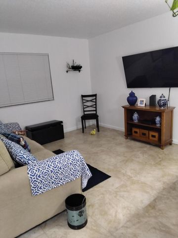 399 Brittany L, Delray Beach, FL 33446