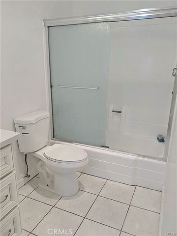 15527 Parthenia Street 4, North Hills, CA 91343