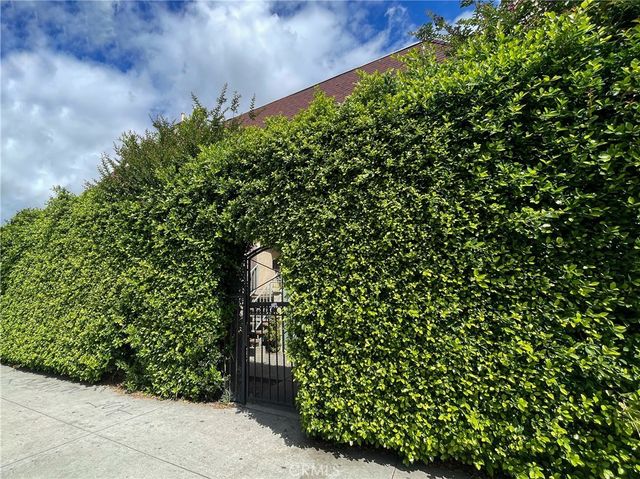 15527 Parthenia Street 4, North Hills, CA 91343