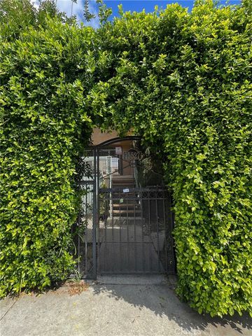 15527 Parthenia Street 4, North Hills, CA 91343