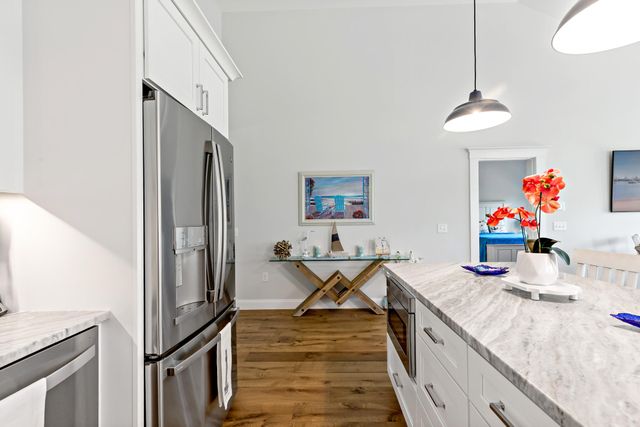 10 Bank Street UNIT 10, Eastham, MA 02642