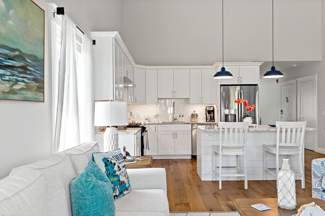 10 Bank Street UNIT 10, Eastham, MA 02642