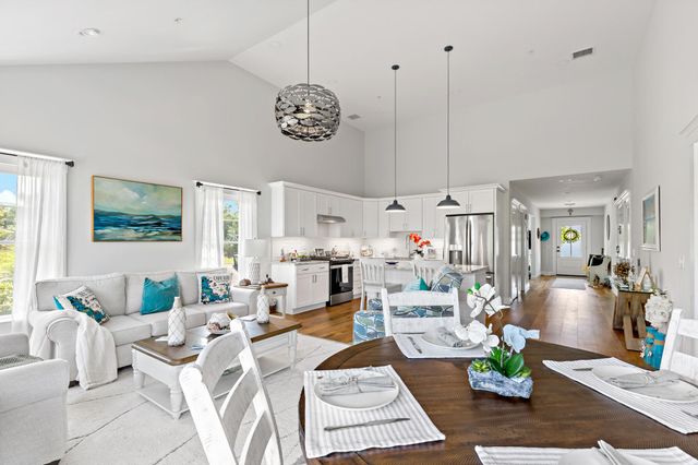 10 Bank Street UNIT 10, Eastham, MA 02642